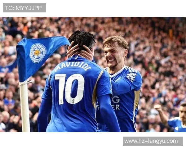 世界足坛十大球星重伤事件盘点 揭秘他们背后的悲痛与坚韧 世界足坛十大球星重伤事件盘点 揭秘他们背后的悲痛与坚韧