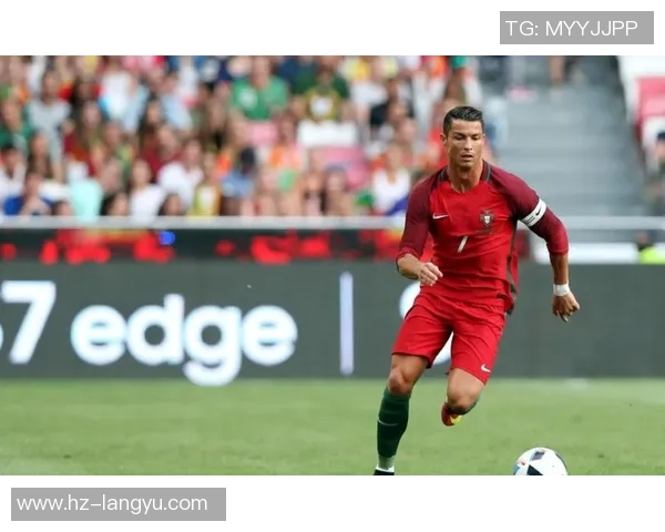 当今足坛现役巨星的辉煌与未来走向深度观察