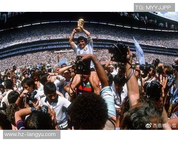 昔日绿茵巨星再现风采重温经典瞬间感受足球独特魅力