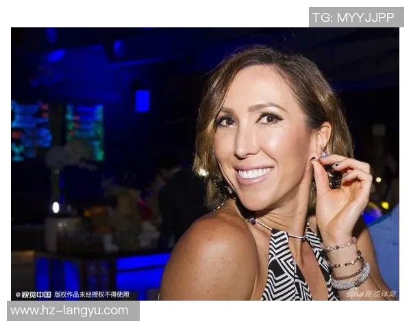 足球巨星的日常：从晨跑到晚宴，揭秘球员的一天生活全纪录